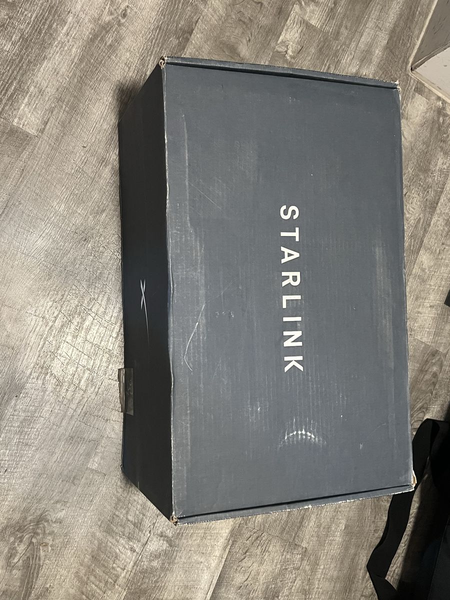 Starlink Standard Actuated Satellite Internet Kit V2 (Rectangular Dish)