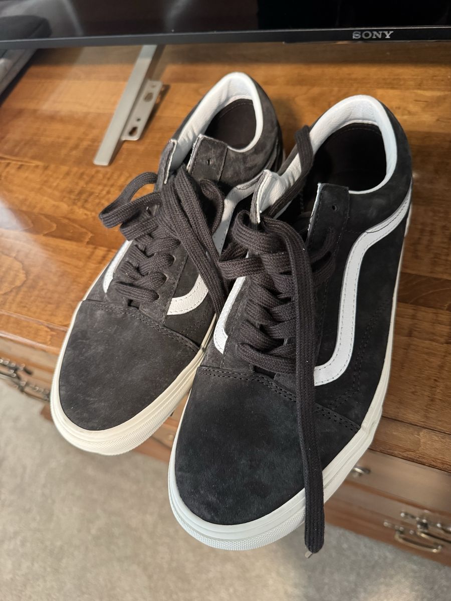 Vans Old School suede low tops