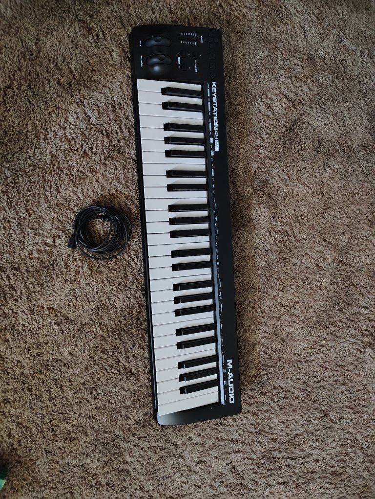 M-Audio Keystation 49 MK3 USB MIDI Keyboard Controller - 49 Full-Size Velocity-Sensitive Keys