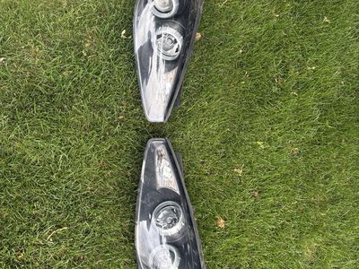 2007-2008 Hyundai Tiburon Headlights