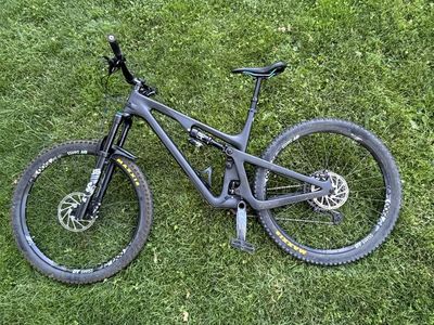 2022 Yeti SB130 size XL