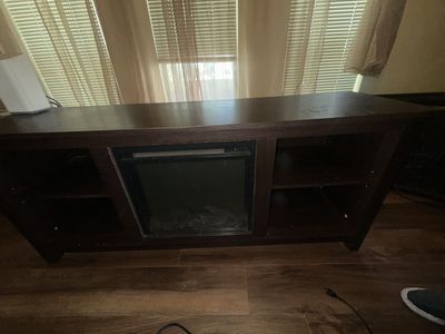 Entertainment center
