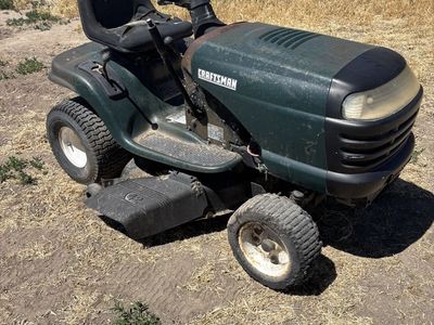 Riding lawn mower