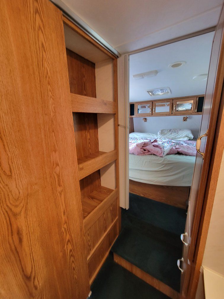 1998 Northwood Nash Model 27-5L