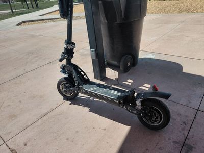 Dual motor electric scooter $100