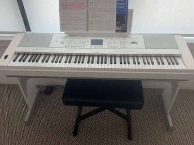 Yamaha DGX-630 88-Key Weighted Action Digital Piano with Stand & Bench
