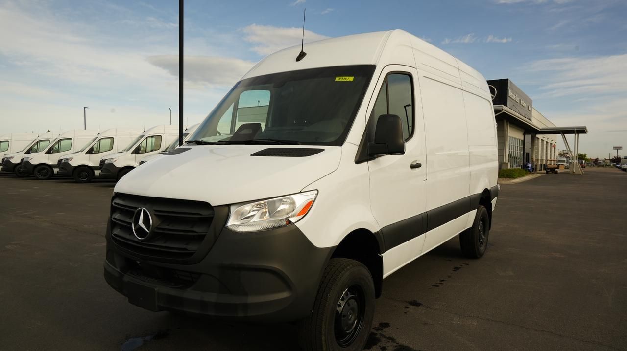 2025 MERCEDES-BENZ SPRINTER 2500