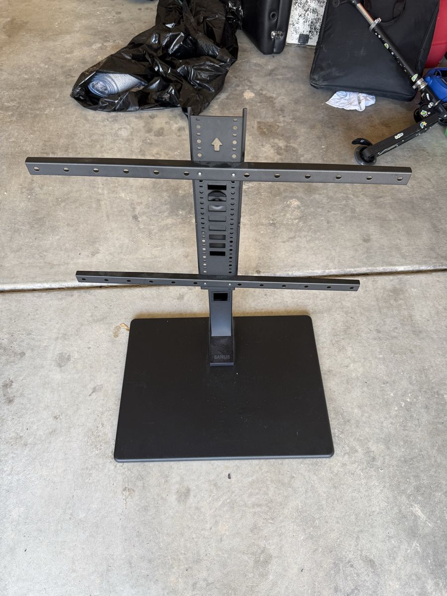 Main image 3