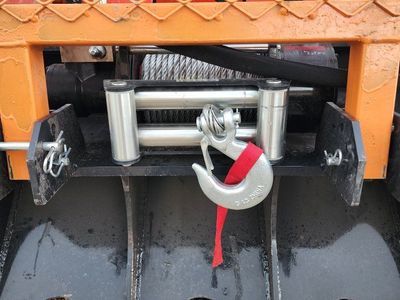 Arteer SS-15000G 15000 lbs Skid Steer Winch - 80 ft Cable - 665 lbs Weight