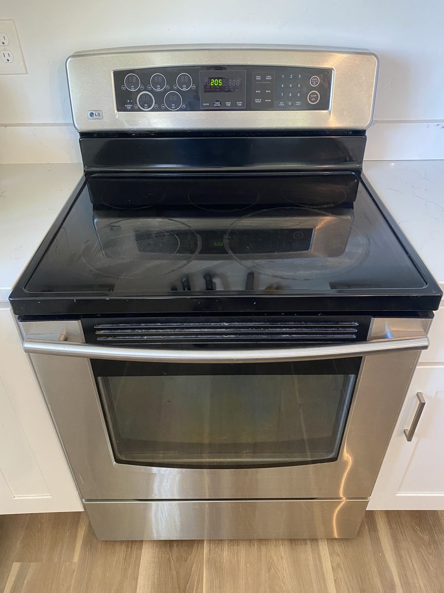 LG 5 Burner Range