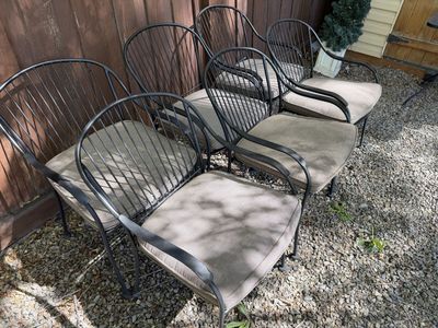 (6) Stackable Outdoor Patio Metal Chairs Cushions