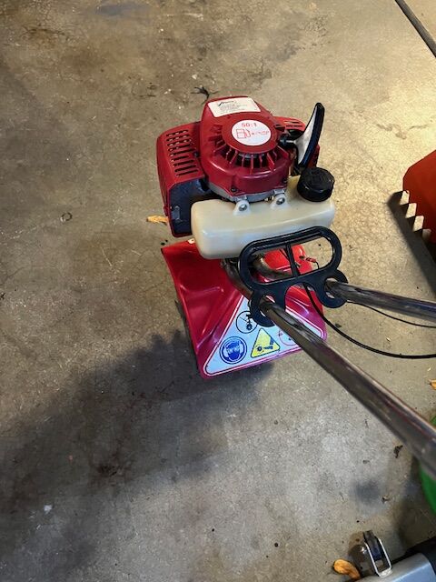 MANTIS TILLER RUNS GOOD ROTOTILLER MINI CULTIVATOR NOT HONDA STIHL HUSQVARNA ECHO
