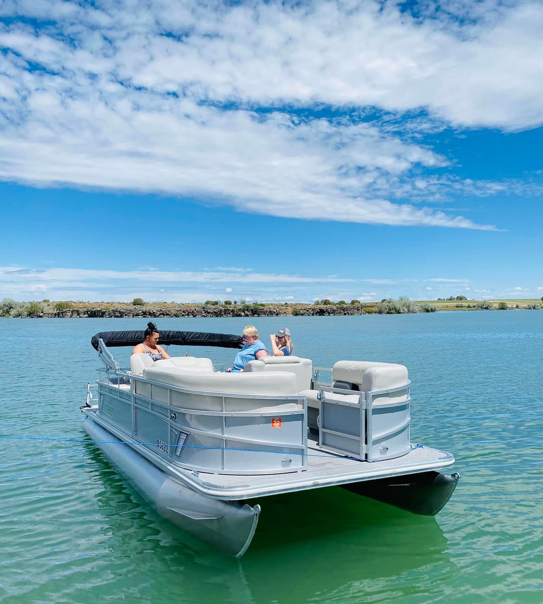2024 Sunchaser 22 Fish Pontoon