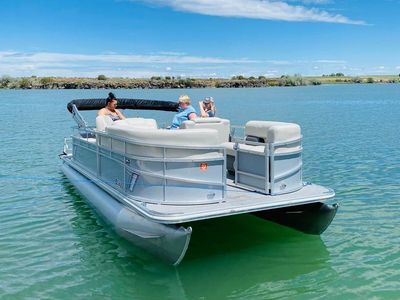 2024 Sunchaser 22 Fish Pontoon