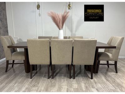 MODERN NORTHBROOK DINING SET WE OFFER DELIVERY