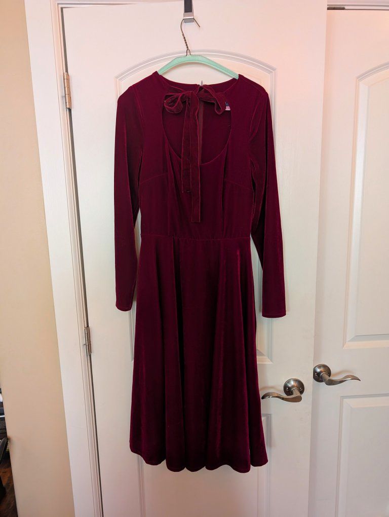 Dress dark red velvet size 6 US, size 10 UK