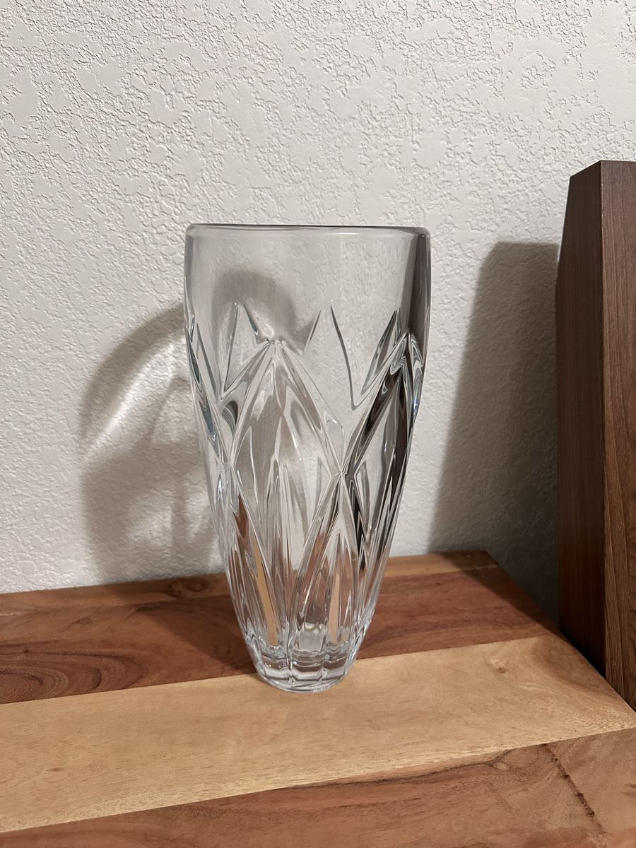 New Mikasa Whitehall Flower Vase