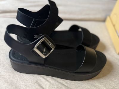 Brand new, never worn, Black Soda Sandals 8 1/2