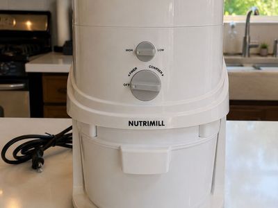 NutriMill Classic Grain Mill – Like New