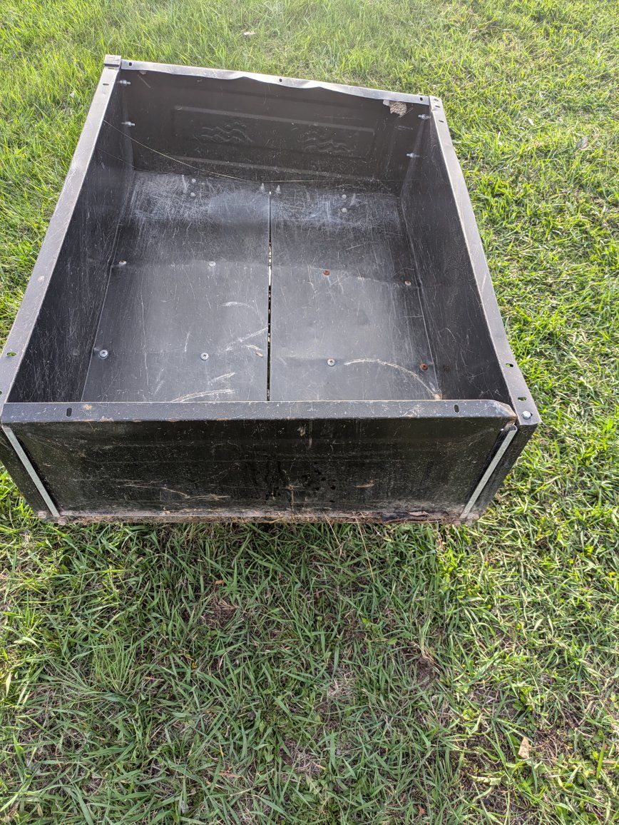 4ft aluminum trailer with dump gate and tilt.