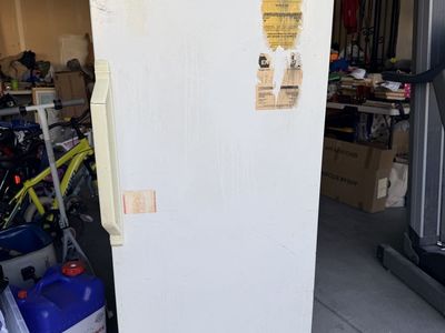 Amana Upright Freezer White Used FREE