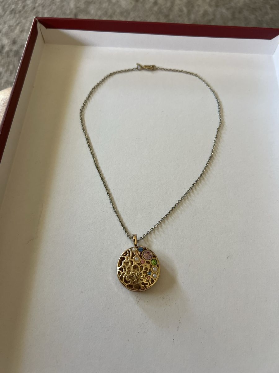 Gold-tone Filigree & Gemstone Pendant Necklace