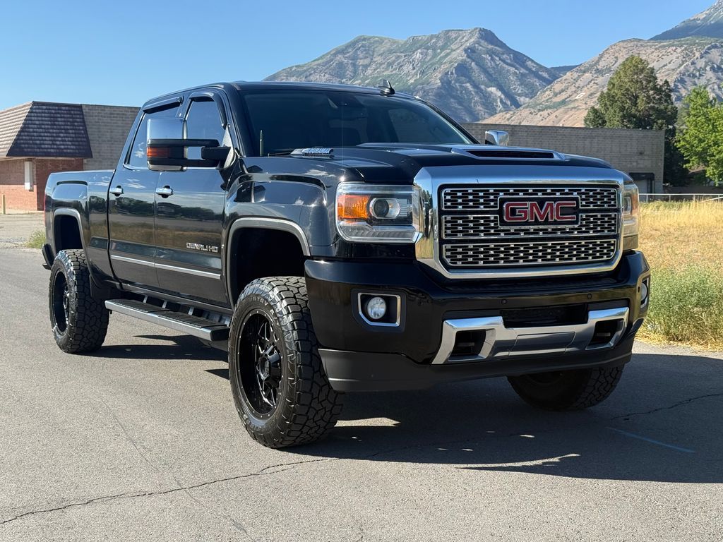 2018 GMC Sierra 3500HD Denali