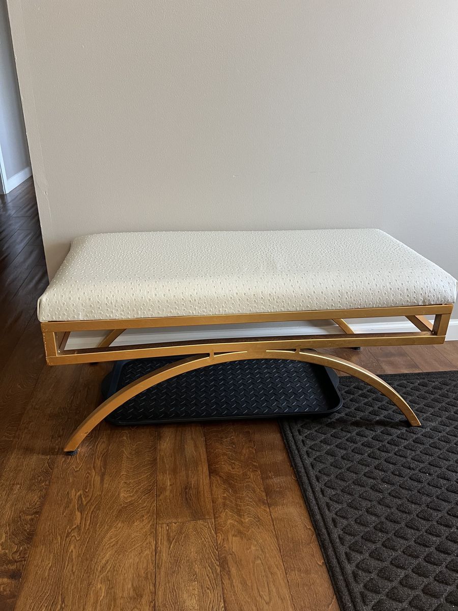 Ostrich Pattern Bench