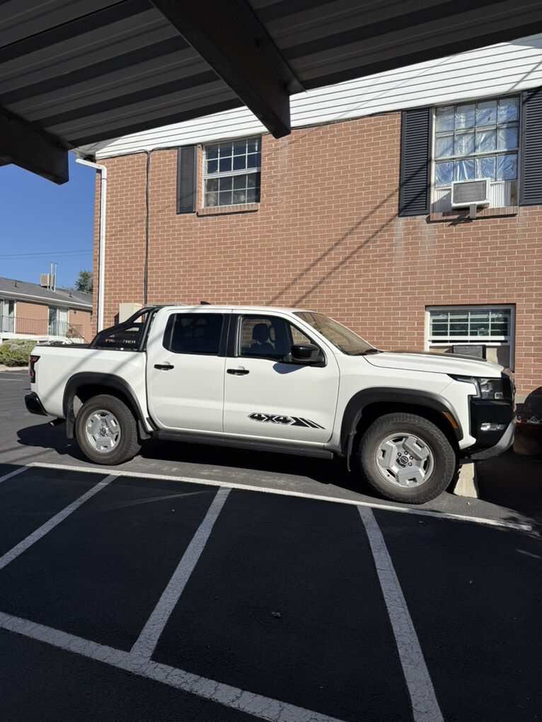 2024 Nissan Frontier 