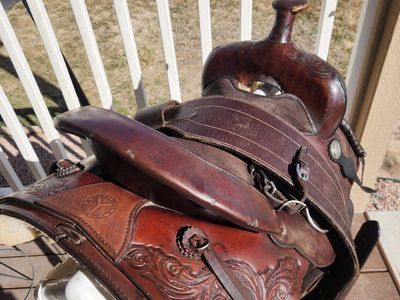 All around roping saddle circle Y