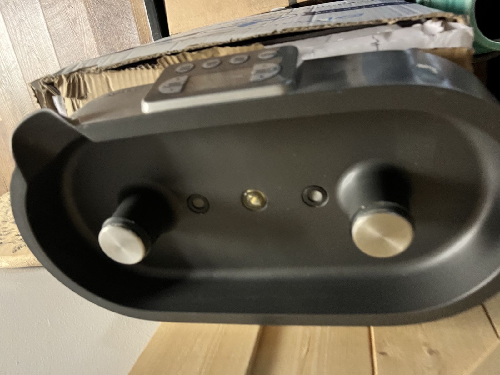 Main image 3