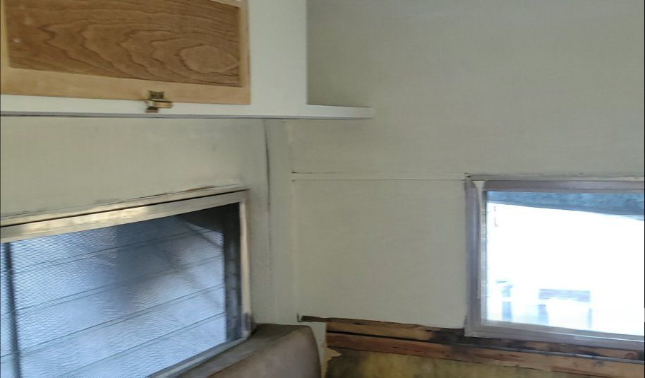 Main image 7
