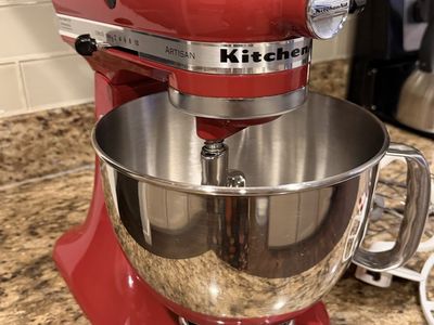 KitchenAid Artisan Series Stand Mixer Red with Stainless Steel Bowl