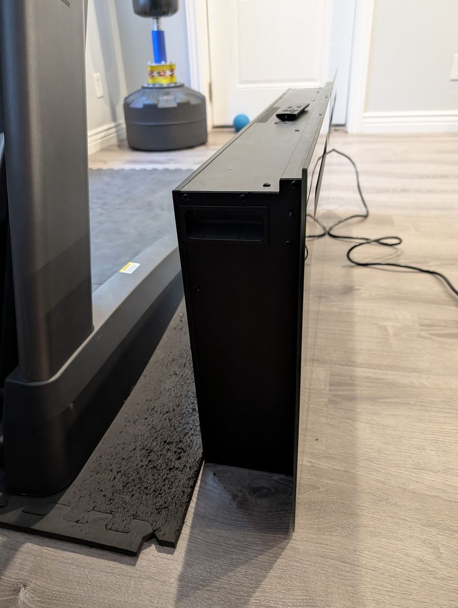 Main image 6