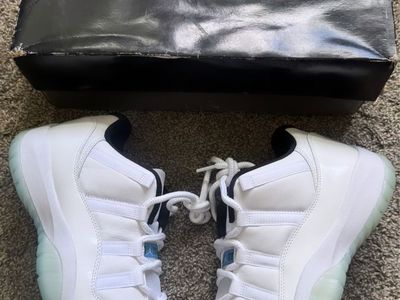 Jordan 11 legend blue size 12