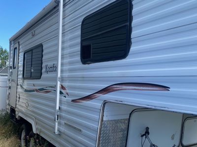 Komfort 5th Wheel 24 Foot Trailer 2002