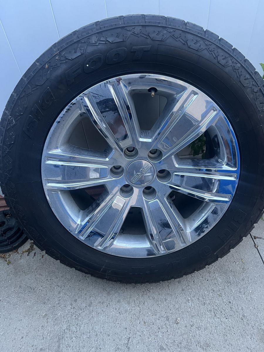 GMC OEM 20" Chrome Wheel & Big O tires A/T
