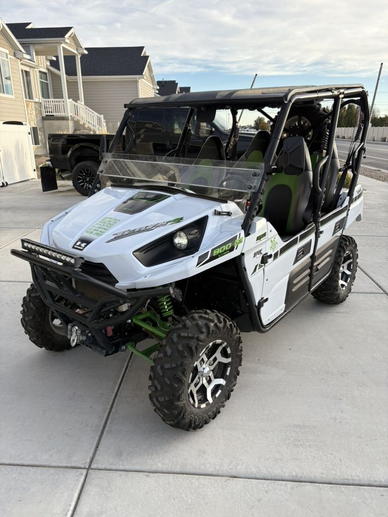 2015 Kawasaki Teryx 4 le 800