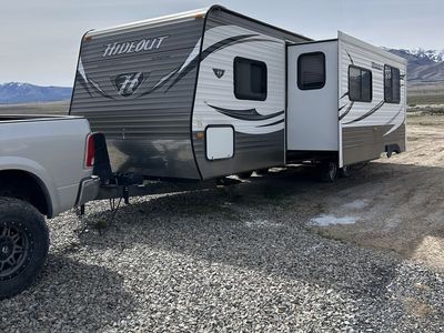 2015 Keystone Trailer