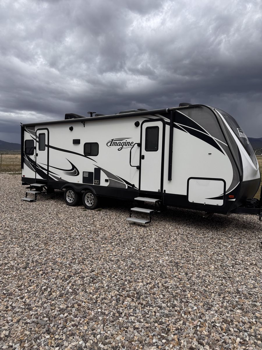 Sale pending 2018 Grand Design 2500RL
