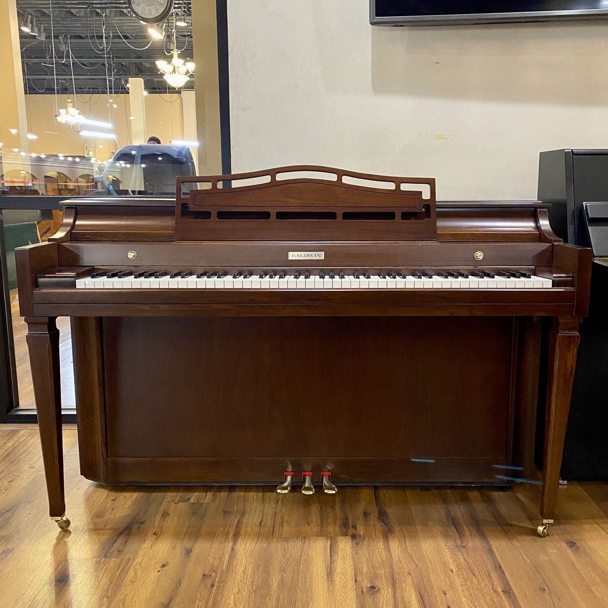 AMAZING LIKE-NEW SPINET PIANO!