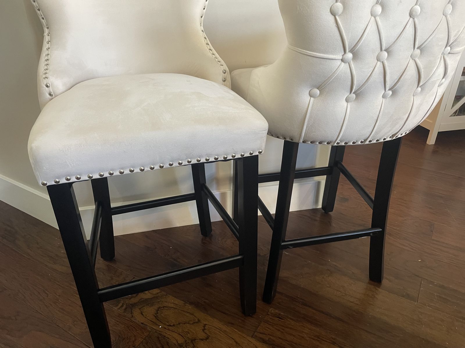 Brand New set of 2..27 Inches Wingback Counter Height Bar Stools for Kitchen Island or Home Pub,