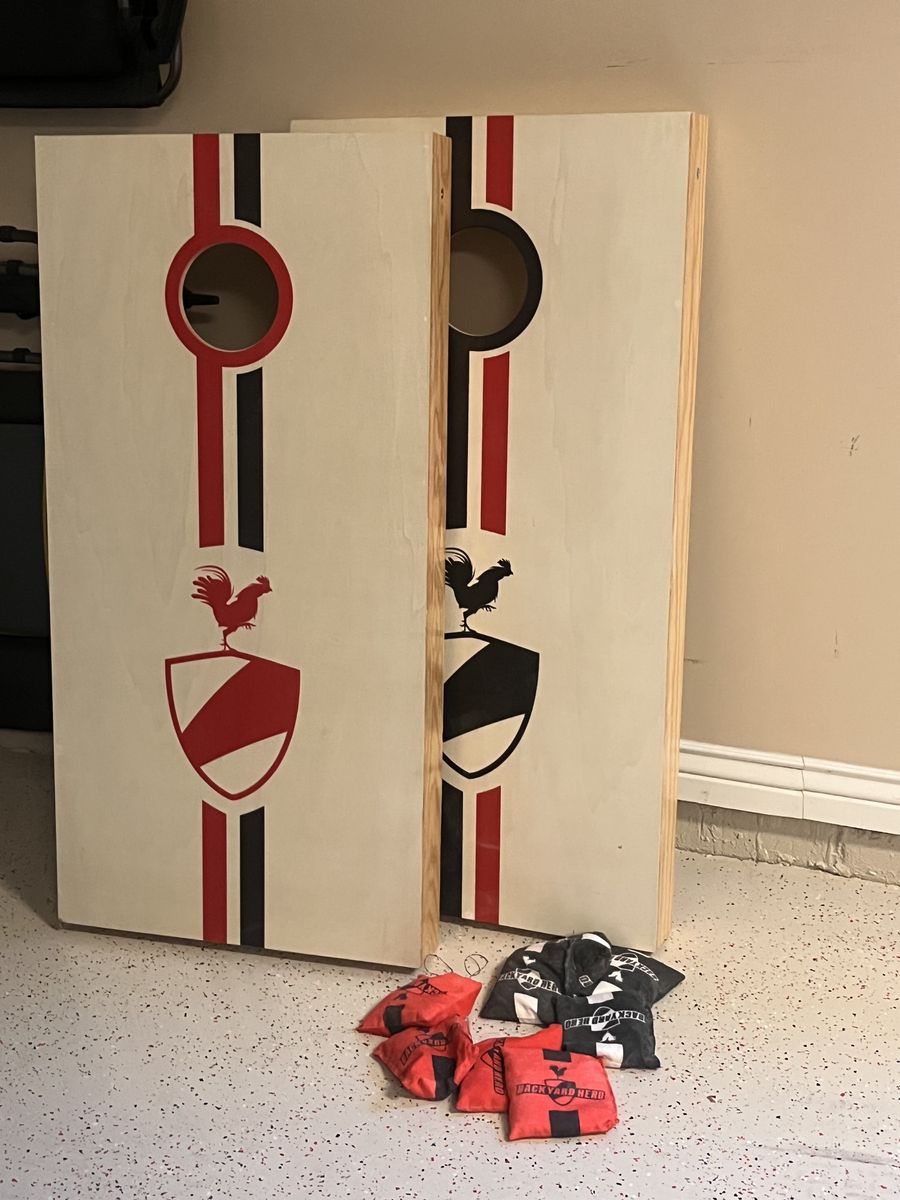 Cornhole set