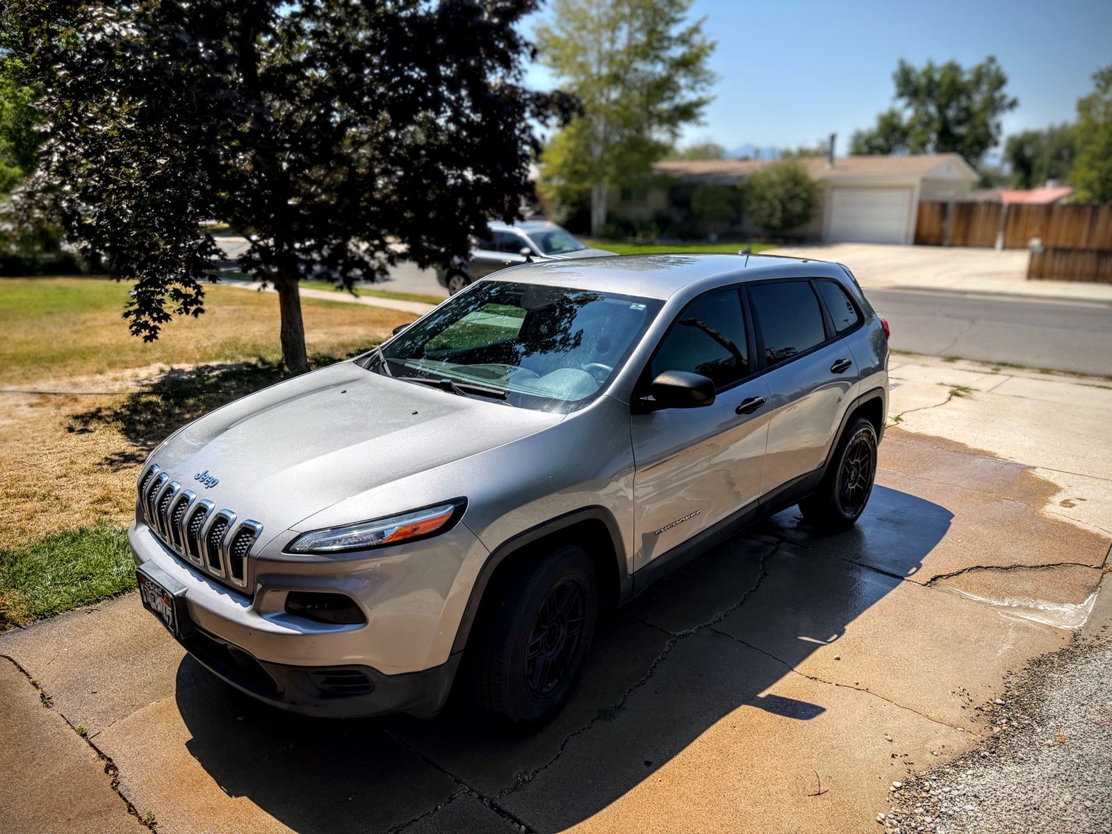 2016 Jeep Cherokee Sport