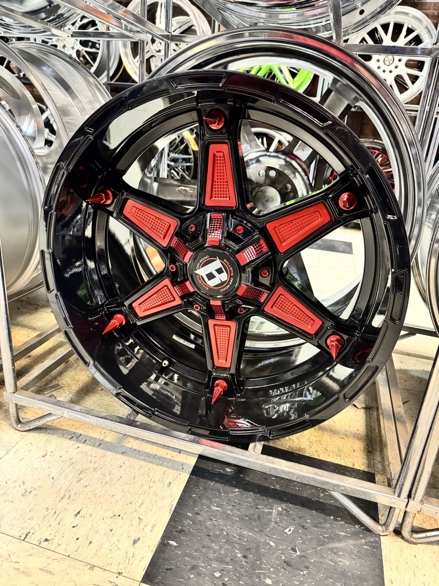 Ballistic 20x10 Wheels lug pattern 6/135/139