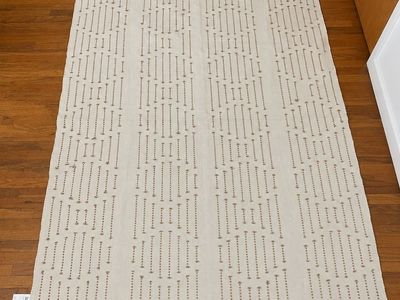 Cream & Tan Geometric Pattern Tassel Area Rug - Stylish & Versatile