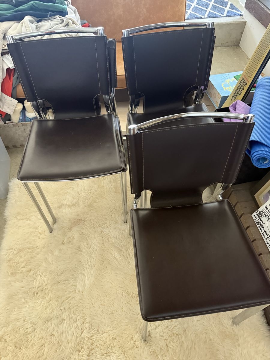 Dining room chairs - set of 5