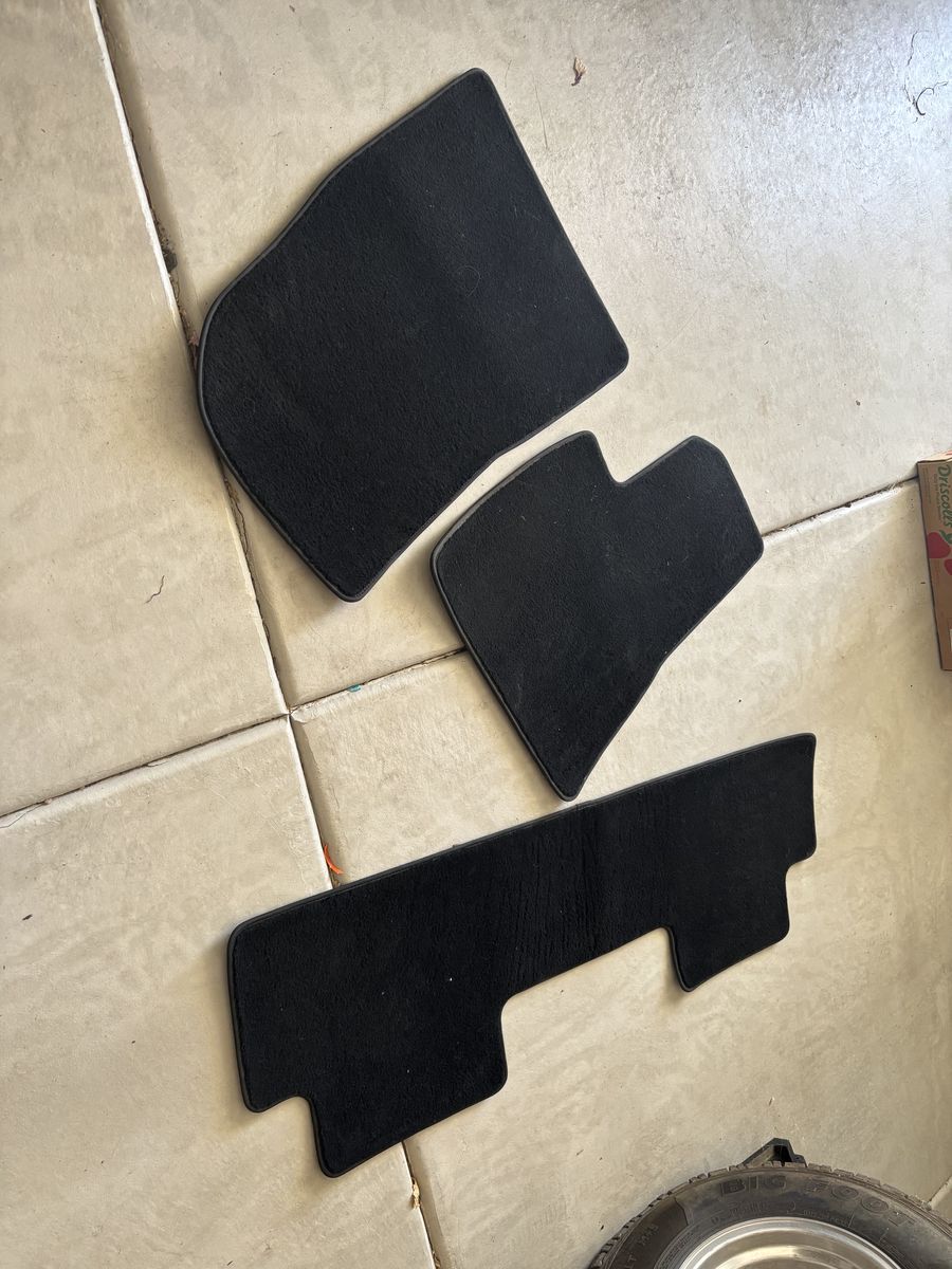2020 Tesla model 3 carpet floor Mats