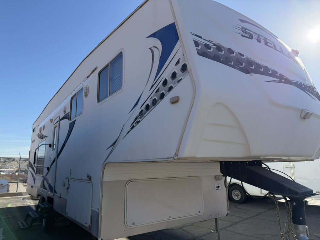 2008 Stellar 31' ToyHauler