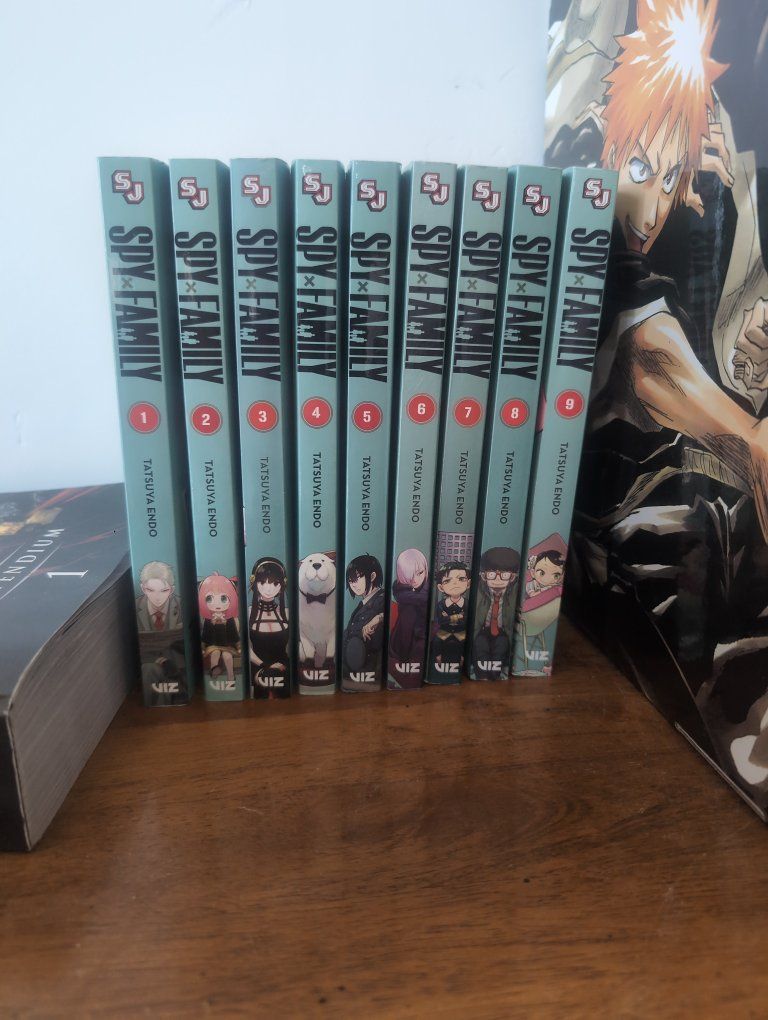 Spy x Family manga 1-9
